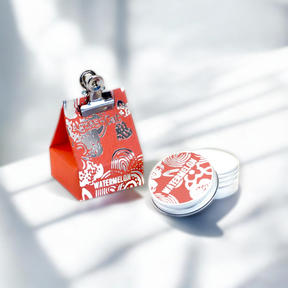 Vegan Lipbalm Wassermelone mit Avocadobutter bei biorundum - Lipbalm, Lippenpflege, Wassermelone, Sommer, Fruchtig, Naturkosmetik, Vegan, Bio, Geschenk, Handgefertigt, Feuchtigkeitsspendend, Avocadobutter, Kosmetik