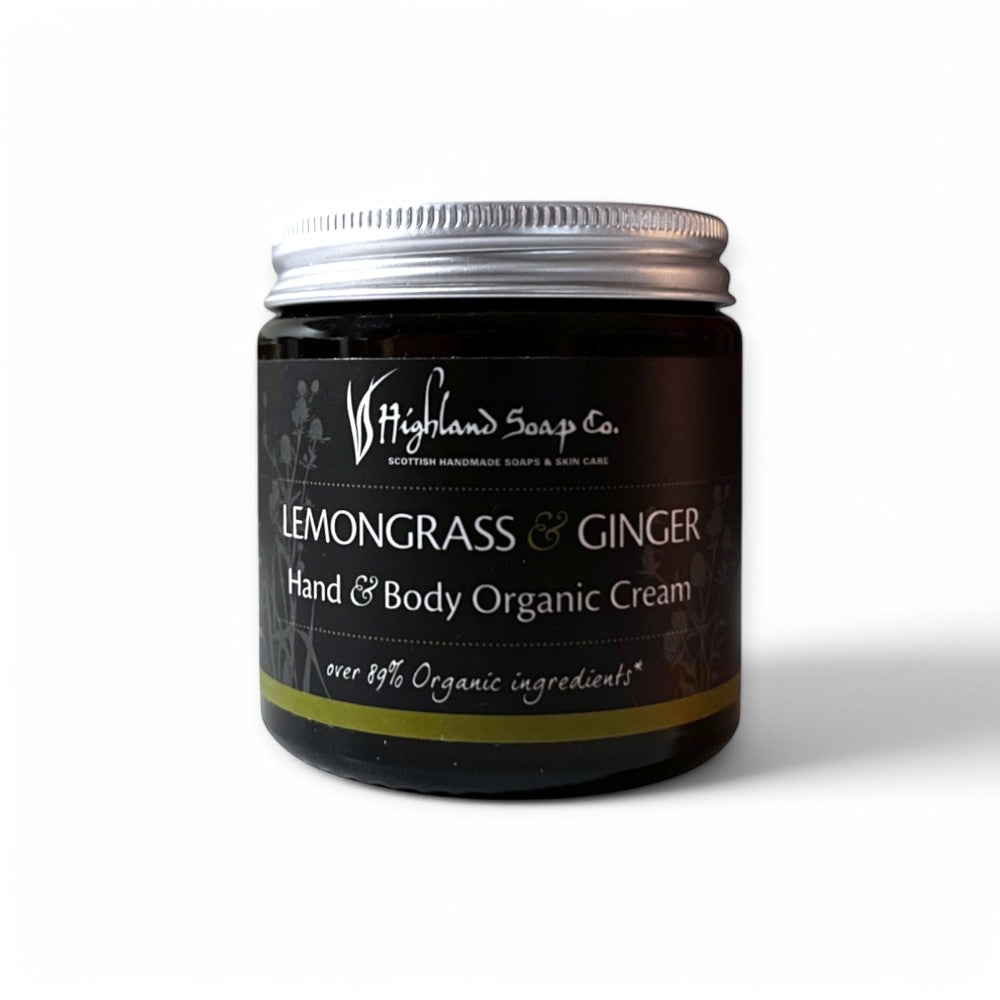 Entdecke die Zitronengras & Ingwer Handcreme für geschmeidige Haut." Zitronengras, Ingwer, Handcreme, Körpercreme, natürliche Hautpflege, Shea Butter, Bio-Inhalt, vegan, nachhaltige Naturkosmetik, Highland Soap Company - biorundum