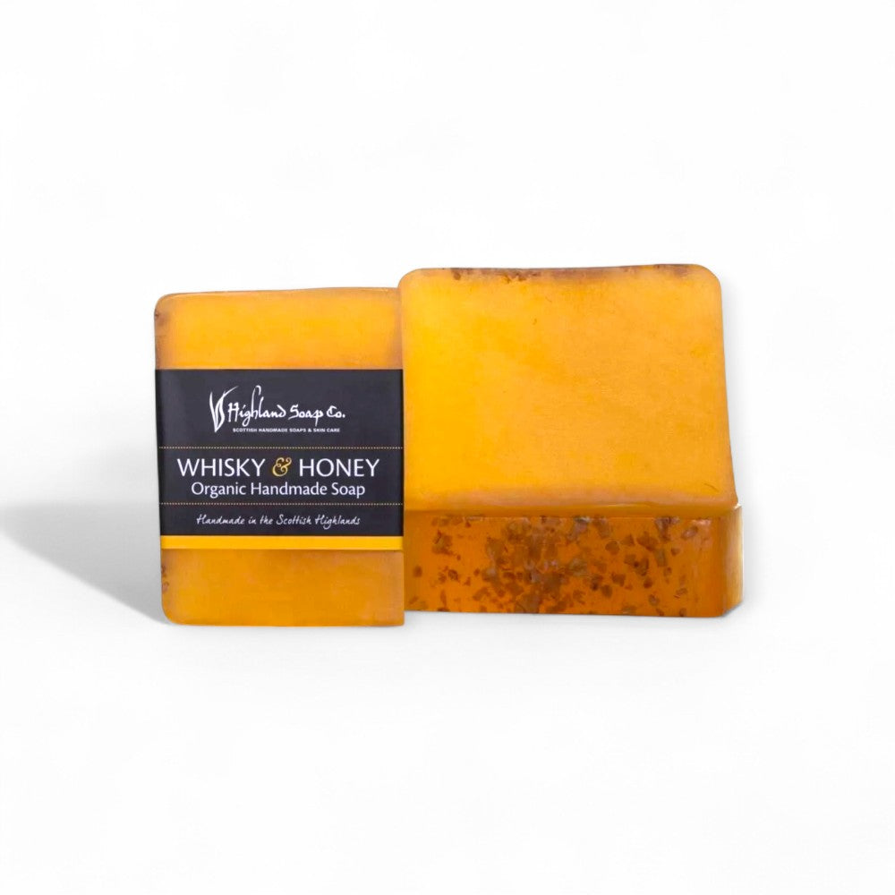 Naturseife, Whiskey mit Honig im Blockformat - Naturseife, Whiskey mit Honig, handgemachte Seife, Highland Soap Company, Bio-Seife, vegan, Körperpflege, aromatische Seife, Wohltuend, luxuriös, Bio-Kosmetik, Naturkosmetik, biorundum