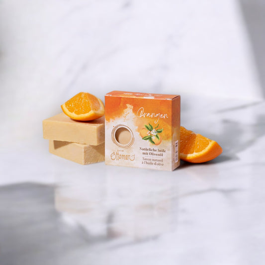 "Handgemachte Orange-Naturseife für Pflege." - Travertin-Seifenset, Orange Naturseife, handgemachte Seife, nachhaltige Hautpflege, plastikfrei, vegan, Badezimmer-Deko, natürliche Inhaltsstoffe, frischer Duft, feuchtigkeitsspendend, Seife - biorundum
