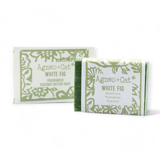 Agnes + Cat Handgemachte Kokosnussbutter Vegan und tierversuchsfrei bei biorundum. - Kokosnussbutter, Vegane Seife, Naturseife, Bio-Hautpflege, Weiße Feige, Feuchtigkeitspflege, Nachhaltig, Umweltfreundlich, Vegan, Handgemacht