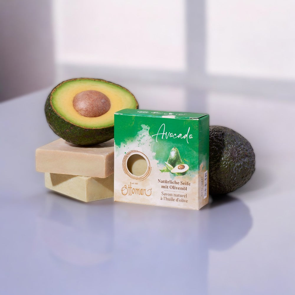 "Avocado Seife mit Seifenschale aus Travertin." - Travertin-Seifenset, Avocado Naturseife, handgemachte Seife, vegane Seife, nachhaltige Pflege, Badezimmer-Deko, plastikfrei, palmölfrei, umweltfreundlich, natürliche Inhaltsstoffe