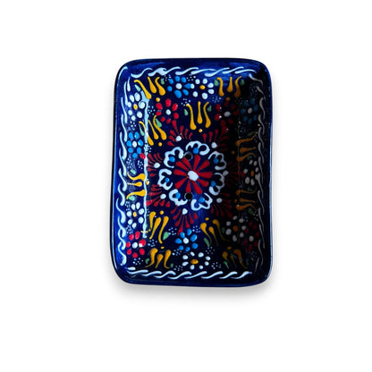 Handgefertigte dunkle Keramik Seifenschale - keramik seifenschale, handgefertigte seifenschale, iznik keramik, traditionshandwerk, badezimmerdeko, geschenkideen, nachhaltige geschenke, kunstwerke, farbenfrohe dekoration, biorundum