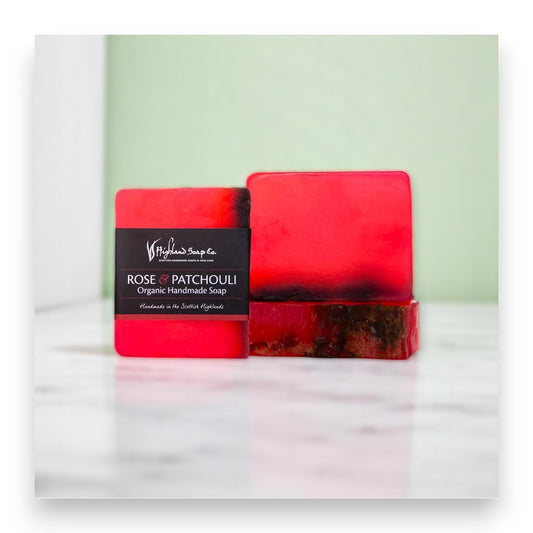 Rose Patchouli Handseife - Naturseife, Patschuli, Patchouli, Highland Soap Company, Bio, vegan, Feuchtigkeit, Hautpflege, ätherische Öle, Handseife, nachhaltige Kosmetik, Seife, biorundum