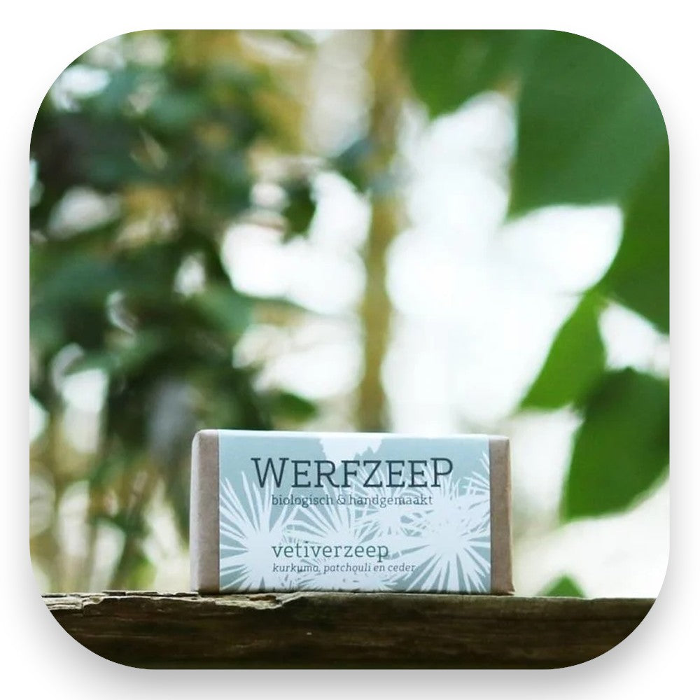 Hautpflegende Seife mit Aktivkohle - Vetiver, Werfzeep, Bio Seife, natürliche Seife, erdige Pflege, Aromatherapie, Hautpflege, biorundum